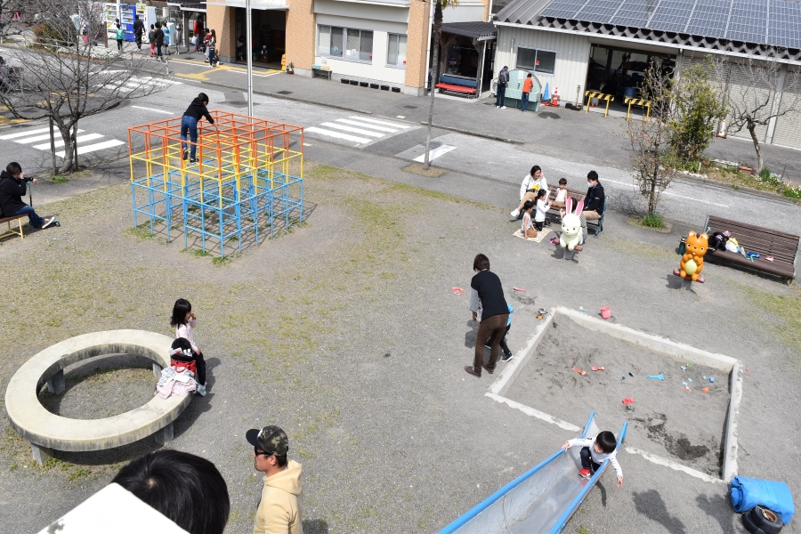 小さい子どもが過ごしやすい遊び場