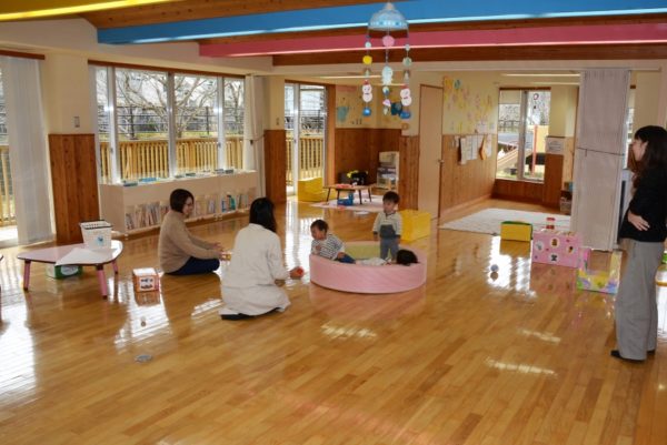 佐川町子育て支援センター「なかよしひろば」