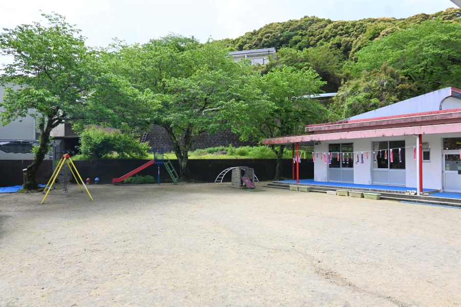 広い園庭で遊べます
