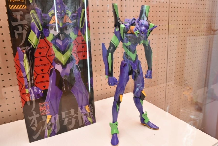 フィギュア展示の特別コーナーもあります