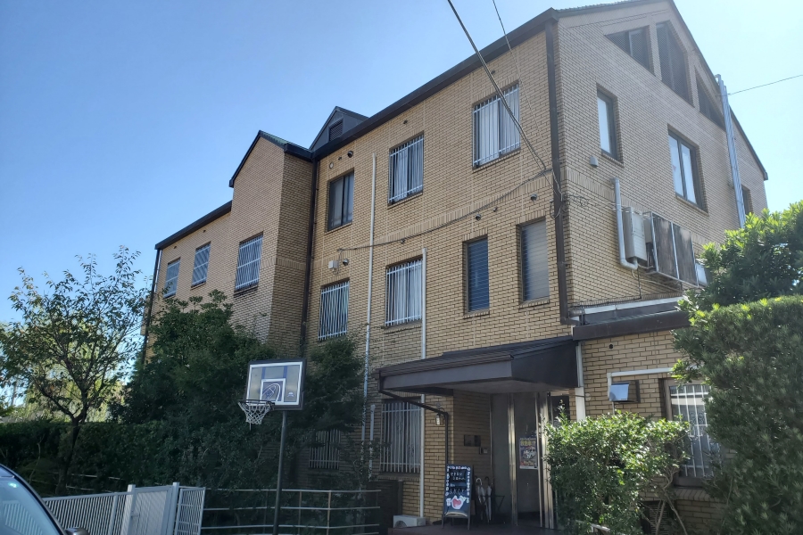 「高知ふれんど」は児童養護施設「高知聖園天使園」内にあります