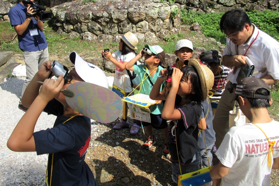 高知城歴史博物館で「探検！発見！高知城」｜クイズに挑戦！追手門の特別見学も
