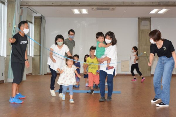 体を動かす楽しさを伝えたい｜理学療法士さんが子ども向け運動教室に取り組んでいます