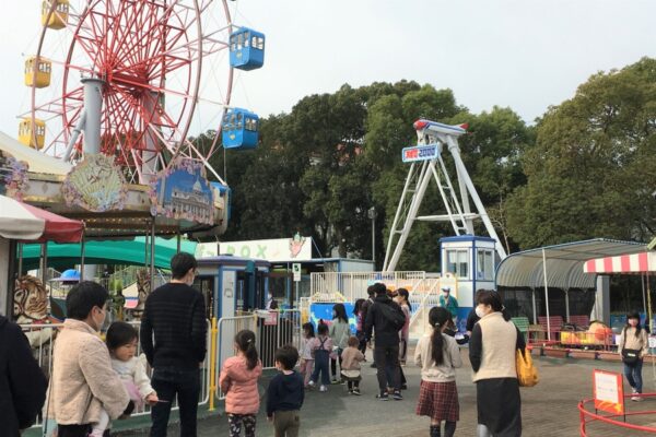【2022年】高知市のわんぱーくこうちで「プレイランドひな祭りプレゼント」｜小学生以下の女の子は乗り物チケットがもらえます
