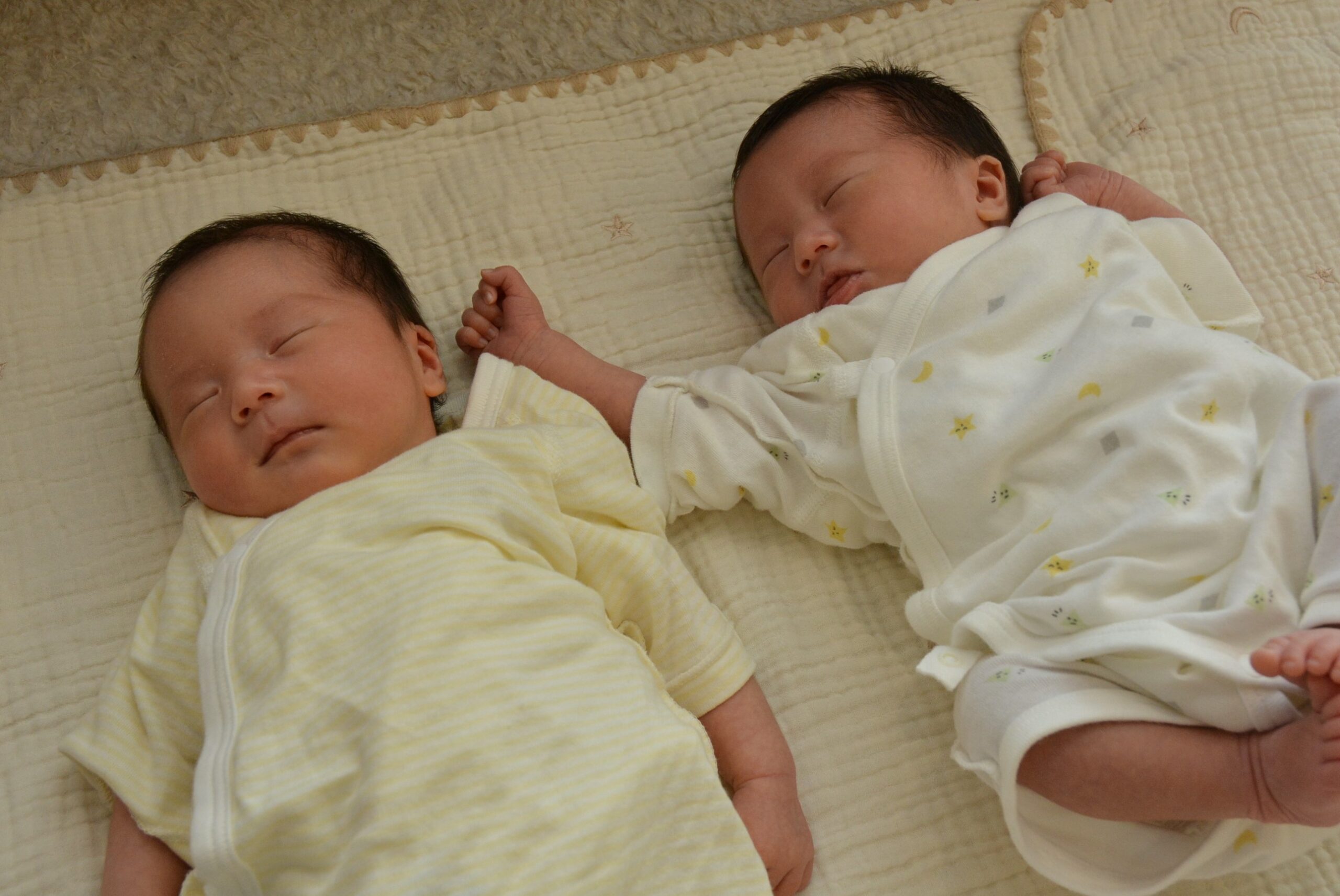 2022年2月22日。2が6個並んだ日に、双子の赤ちゃんが生まれました！