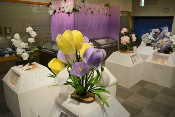 高知県立文学館で「花を愛する人の物語」｜「秘密の花園」の世界と花を描いた文学作品を楽しめます