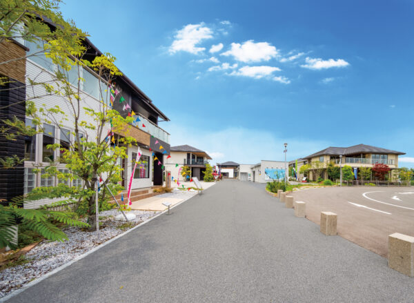 南国バイパスを南国市方面に進むと、左手にライムがあります