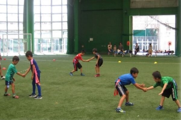 高知市で「ラグビー体験DAY」（高知市東部総合運動場）｜タグラグビーに挑戦！年長児と小学生が対象です
