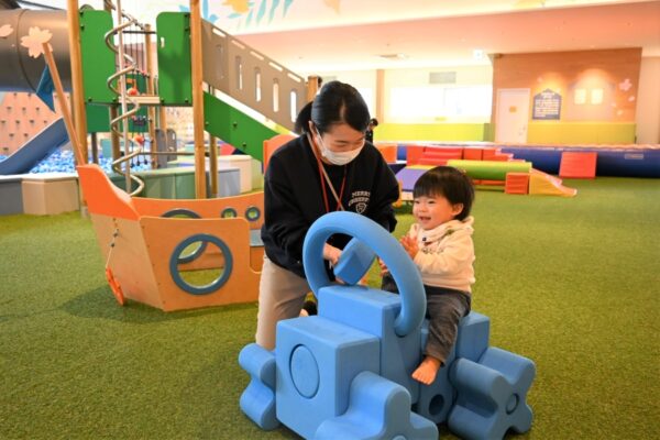 【2024年2月】高知市総合体育館で「幼児スポーツ体験教室」｜リズムジャンプ、運動遊び、サーキット…動きを調整する能力を養います