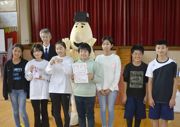 高知県内の小学6年生も2021年度から少人数学級に