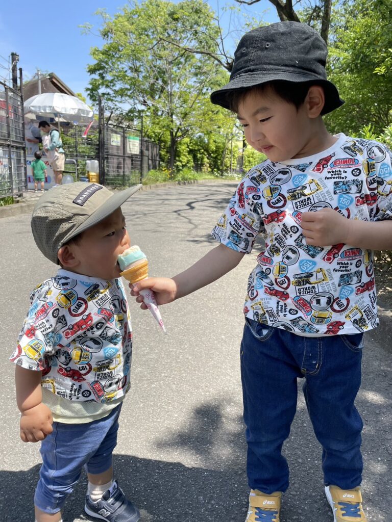 【 73 】はじめてのアイスクリーム