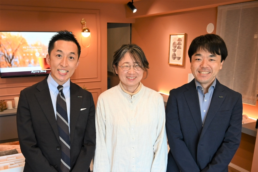 左から横田さん、岡﨑さん、西谷さん