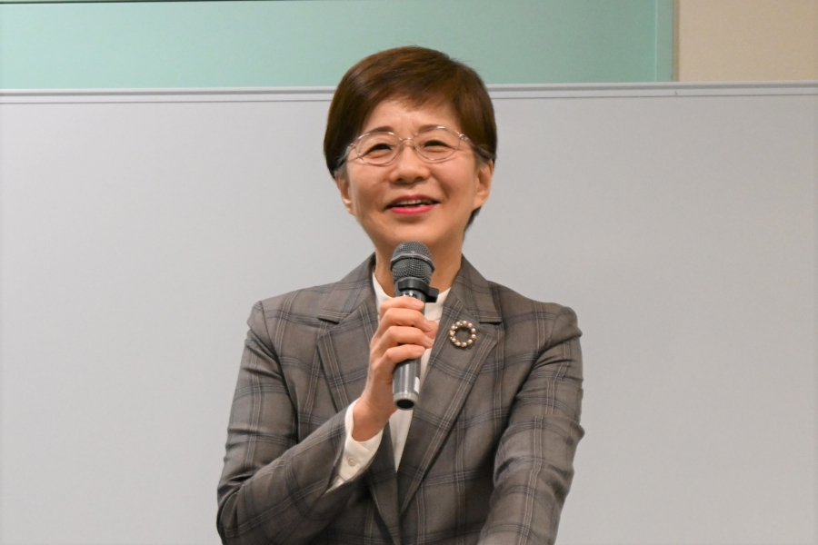 弁護士の坪井節子さん。国内初の子どもシェルターの創設に尽力しました