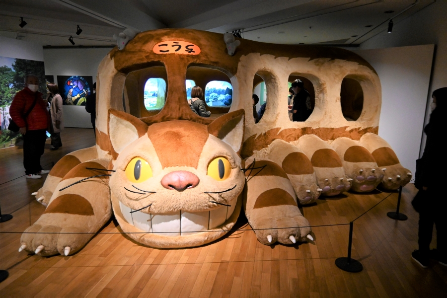 ネコバスにぜひご乗車を！（© Studio Ghibli）