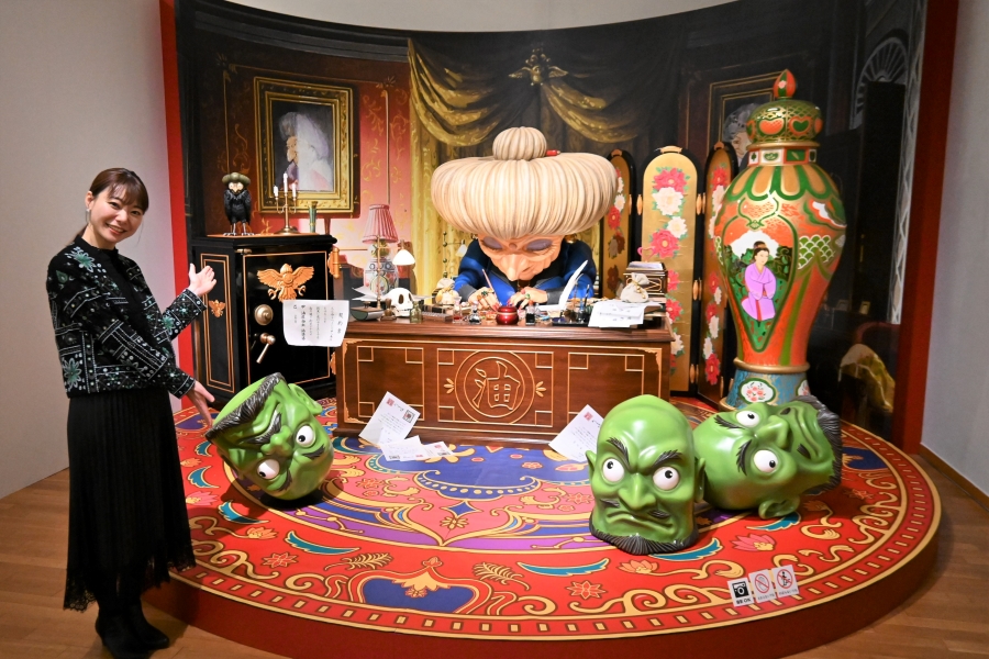「にせの館長室」は特別バージョンとのこと（© Studio Ghibli）
