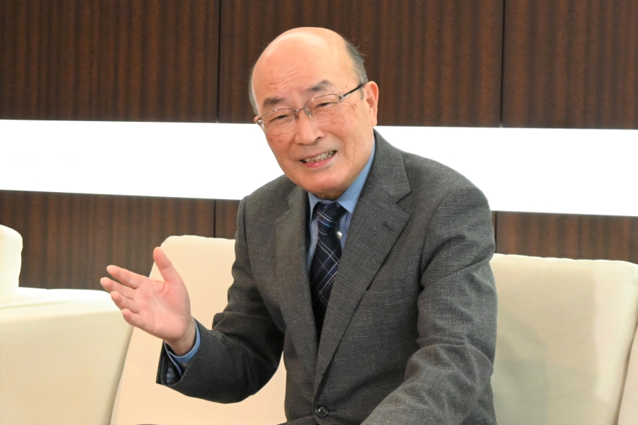 元県教育長の大崎博澄さん。退任後は不登校や引きこもりの当事者や家族を支えています 