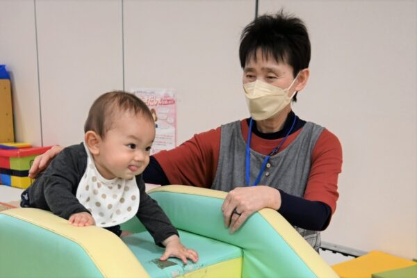 高知市で「親子ふれあいスイミング」（高知市東部総合運動場）｜2～3歳児とその保護者が対象です