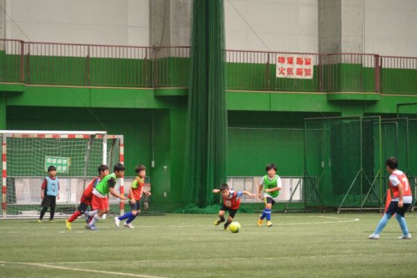 高知市で「夏休み小学生サッカー教室（スキルアップクラス）」（高知市東部総合運動場）｜サッカーチームに所属する小学3～6年生が対象です