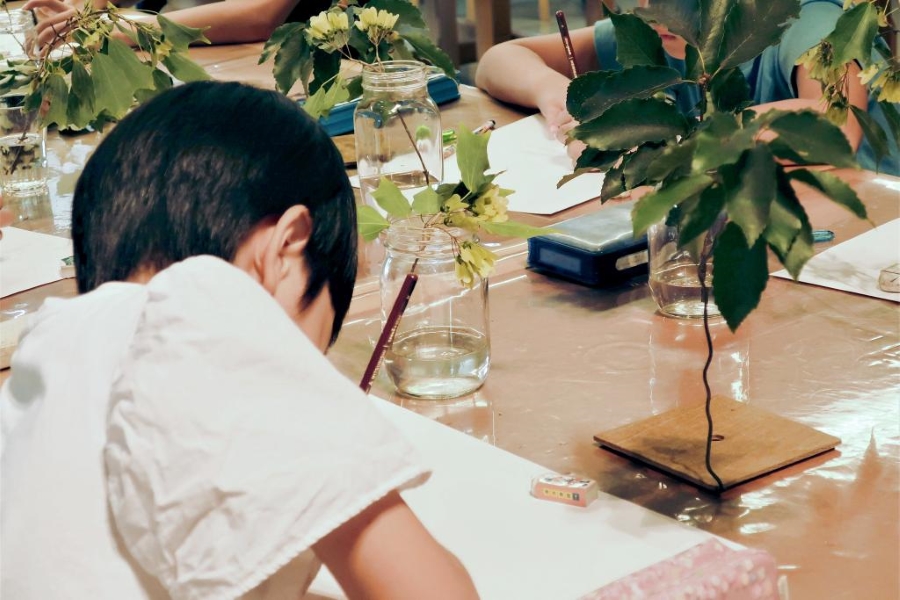高知県立牧野植物園で夏休み子ども教室「植物を描こう！」｜花、葉の形…植物観察のポイントや描き方を学べます