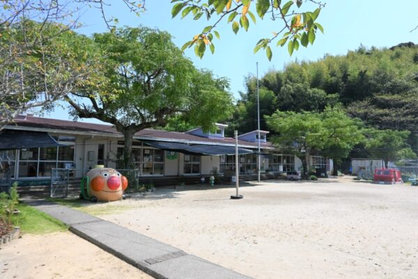 春野中央保育園（はるのちゅうおうほいくえん）