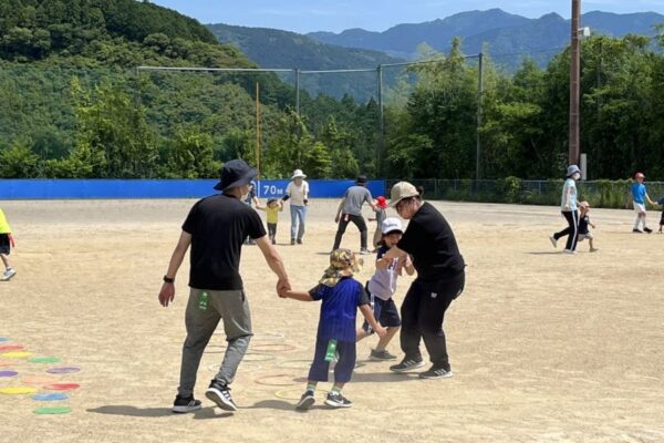 高知市で「ふれあいスポーツ体験DAY」（城ノ平運動公園）｜走る、跳ぶ、投げる…親子で体を動かそう！参加無料です
