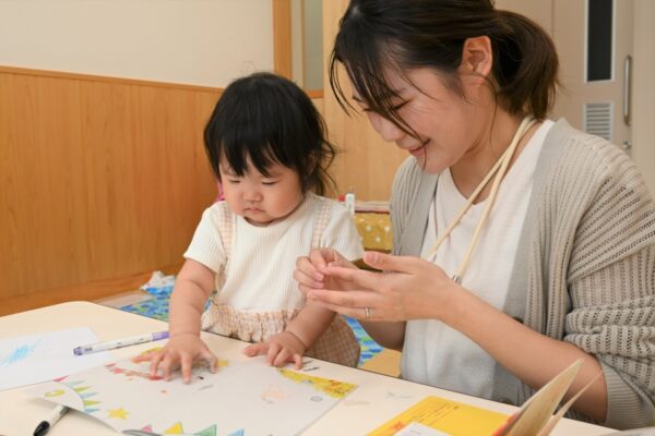 子どもの成長を「世界に1冊だけの絵本」に残しませんか？｜児童家庭支援センター「高知みその」が子育て支援センターでイベントを開いています