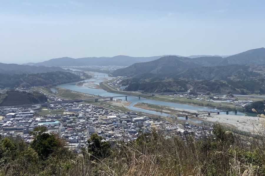 天気がいい日は河口まで見えます