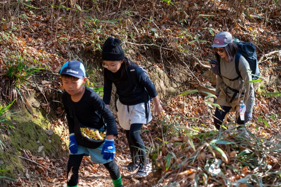 子どもは「暑い」と脱ぎたがります