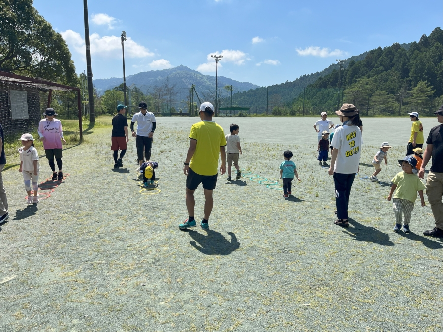高知市で「ふれあいスポーツ体験DAY」(土佐山運動広場)|親子で一緒に体を動かそう!