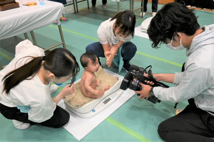 カメラにサービス