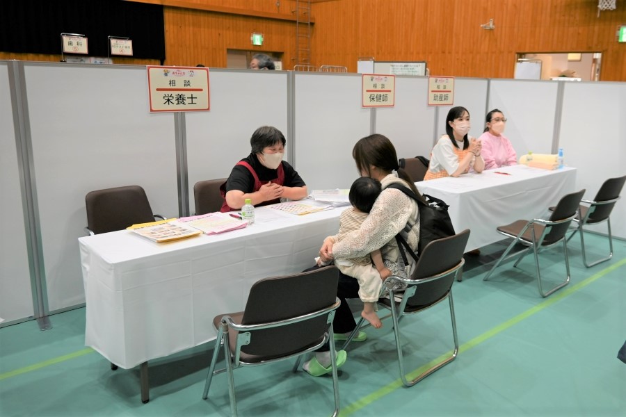 相談コーナーでは子育てで気になることを専門職に質問