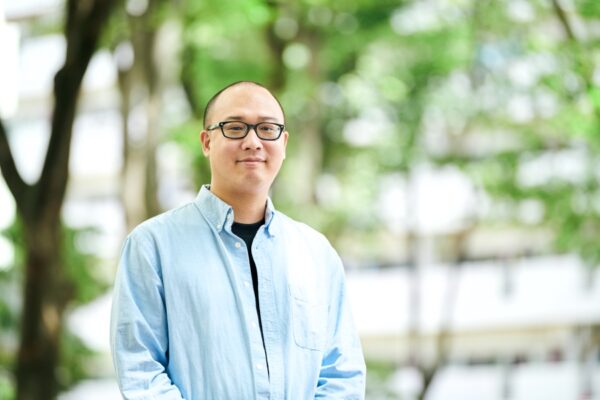 「学校に行けない」「何をやってもうまくいかない」…悩む子どもにどんな言葉をかけますか？｜不登校ジャーナリスト・石井しこうさんが著書「学校に行かなかった僕が、あのころの自分に今なら言えること」を出版しました