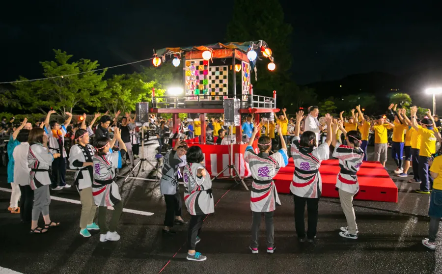 宿毛市で7/19(土)に「やいとがわ納涼祭」が復活|6年ぶりに打ち上げ花火を!3000発を目指して支援を呼びかけています