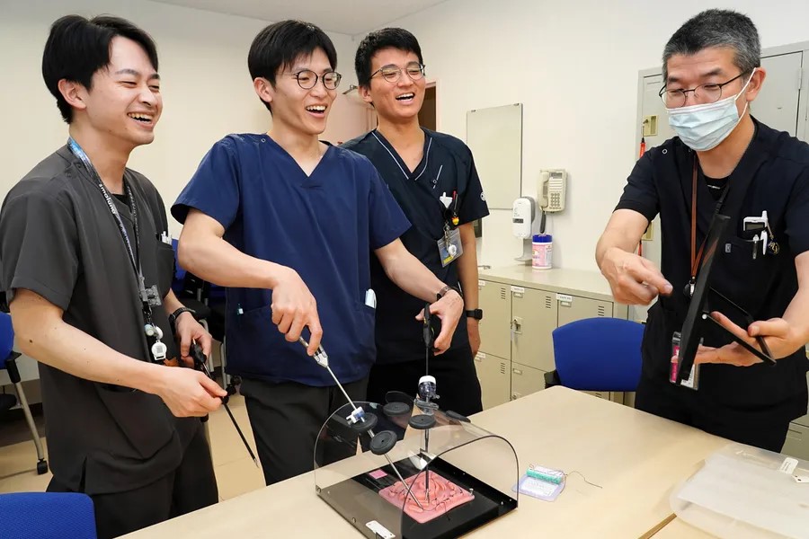 産婦人科の専門医を目指す「産科専攻医」が7人誕生!「高知のお産の力になりたい」と頑張っています