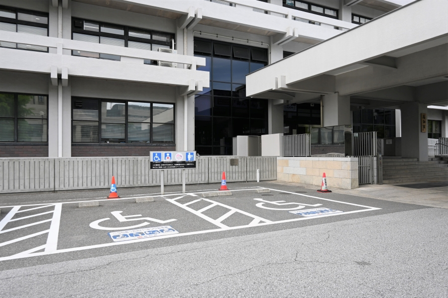 施設の入り口に近い場所に設置されています