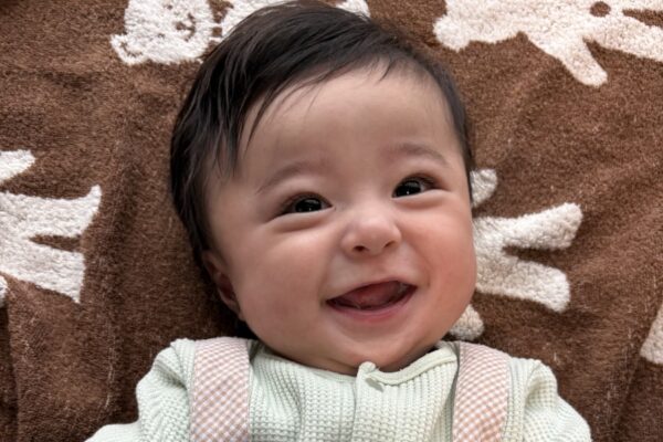 赤ちゃんの名前の由来と保護者からのメッセージをご紹介 ｜ お誕生おめでとう（高知新聞2025年6月27日掲載分）