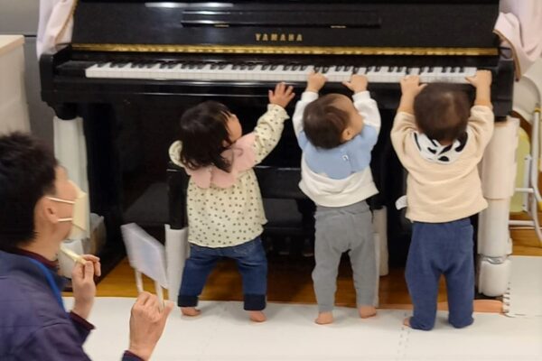 子どもを叱ることは大事…でも、頭ごなしに伝えていませんか？「ペアレント・プログラム」で困りごとを一緒に考えています｜高知市子育て支援センターいるかひろば・土居寿美子さんコラム「こころのとびら・54」