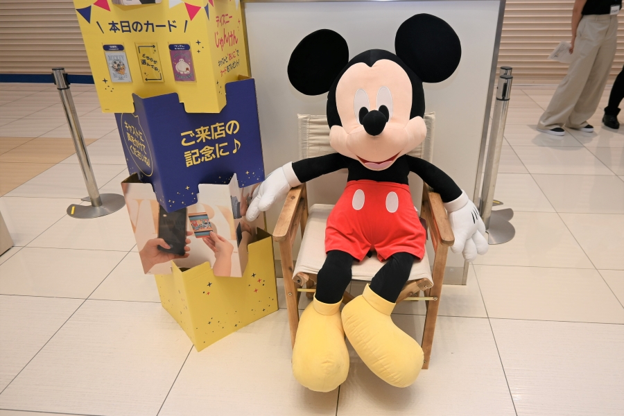 ミッキーが至る所にいます(© Disney © Disney/Pixar © & ™ Lucasfilm Ltd. © 2025 MARVEL)