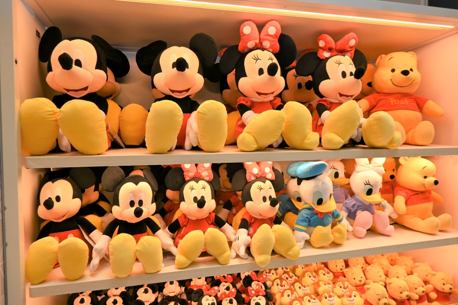 定番!ミッキーにミニーにプーさん!(© Disney © Disney/Pixar © & ™ Lucasfilm Ltd. © 2025 MARVEL © Disney. Based on the “Winnie the Pooh” works by A.A. Milne and E.H. Shepard.)