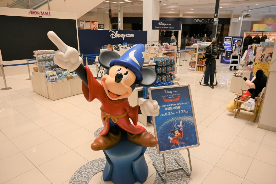 会場でもお出迎え!(© Disney © Disney/Pixar © & ™ Lucasfilm Ltd. © 2025 MARVEL)