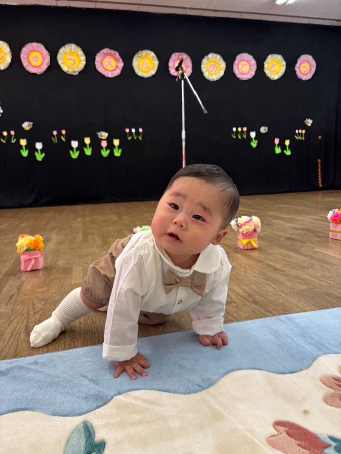 【はじめての入園式】はじめての入園式でちょっとおすましポーズをしてみた