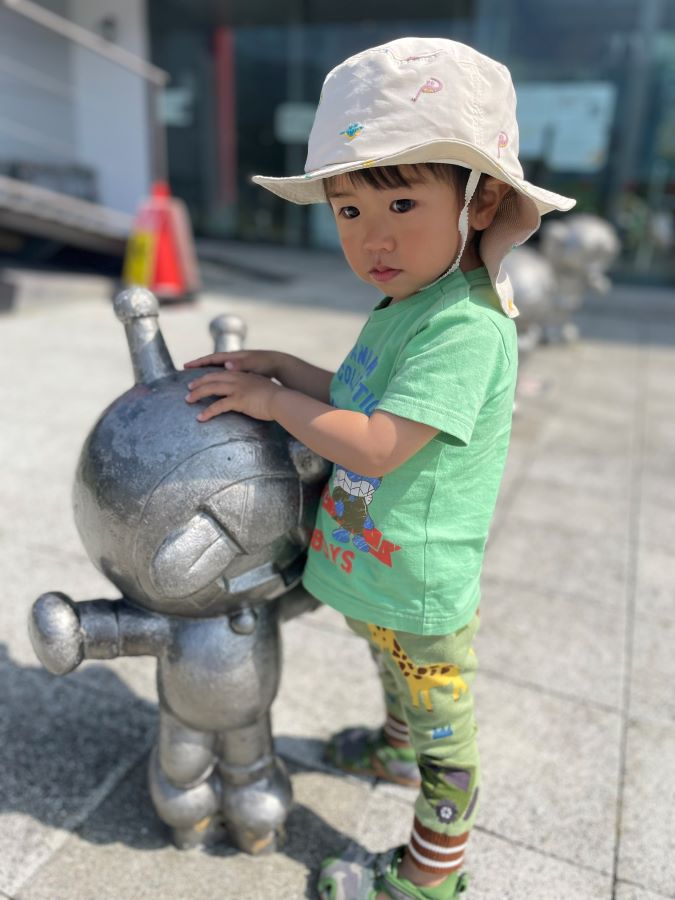 【はじめてのアンパマン旅】アンパンマン列車でミュージアムへ!ばいきんまんにメロメロです♪