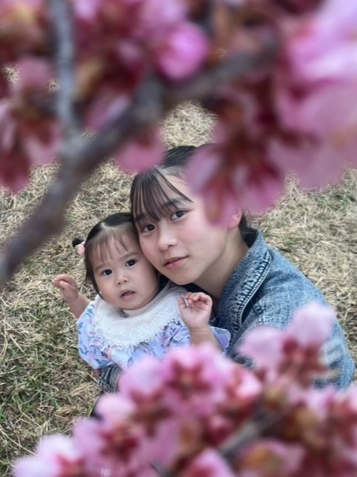 【はじめてのお花見】何年経っても色褪せることのない思い出の桜色。ときめきの1枚