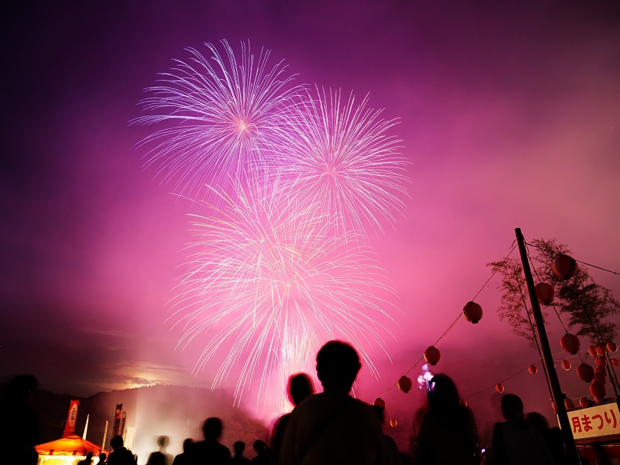 夜空を彩った打ち上げ花火「大月まつり」(提供写真 2021年撮影)