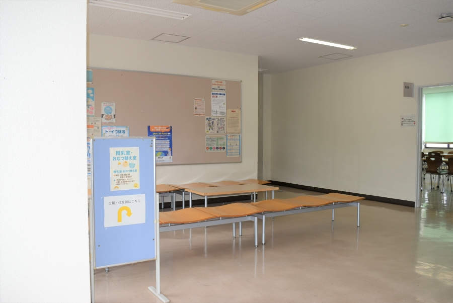授乳室、おむつ替えスペースも用意されていて安心