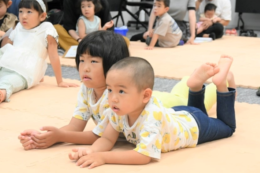 子どもたちも真剣に聞いてくれました