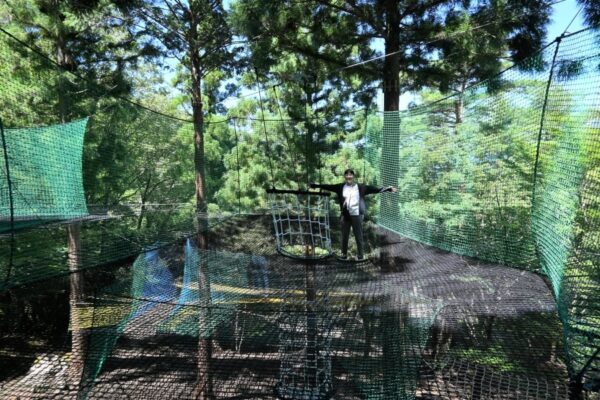 【2025年】高知市で「幼児水なれ教室」（高知市総合体育館）｜年長児が対象で全4回。水に顔をつけたり、おもちゃを拾ったり、遊びながら水に慣れていきます