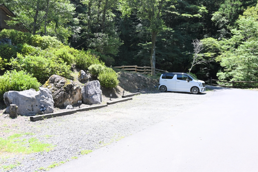 奥にもあります