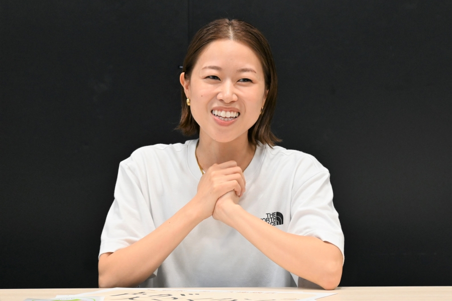 男の子は、座らない