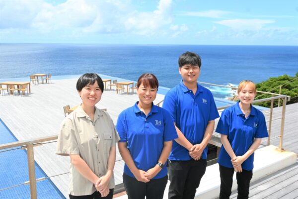 【2025年】土佐清水市のホテル「TheMana Village」で9/20（土）に「ざまなフェス」｜海に面したテラスが会場に！よさこい、打ち上げ花火が楽しめます